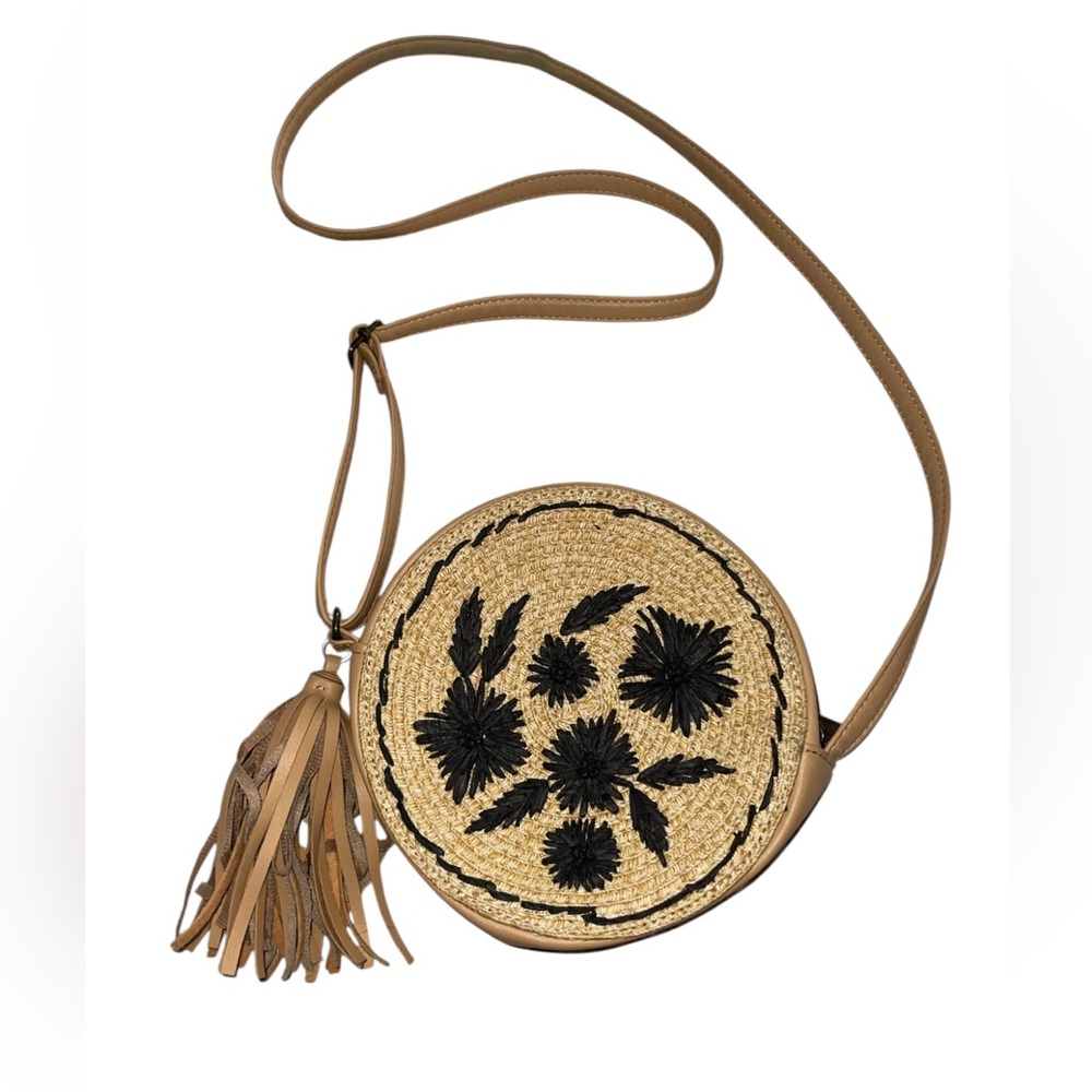 Art Class Round Woven Crossbody Bag Black & Tan 6.5" Embroidered Tassel Detail